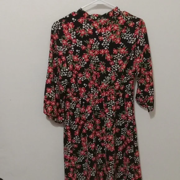 Allegra K [NWOT] Black and Red Floral Dress - Picture 3 of 10